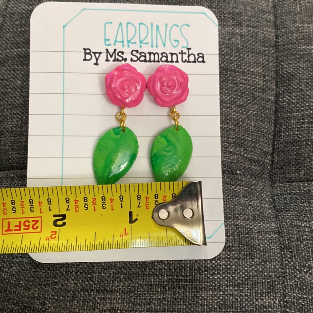 Clay Earrings -ROSES - Picture 5 of 5